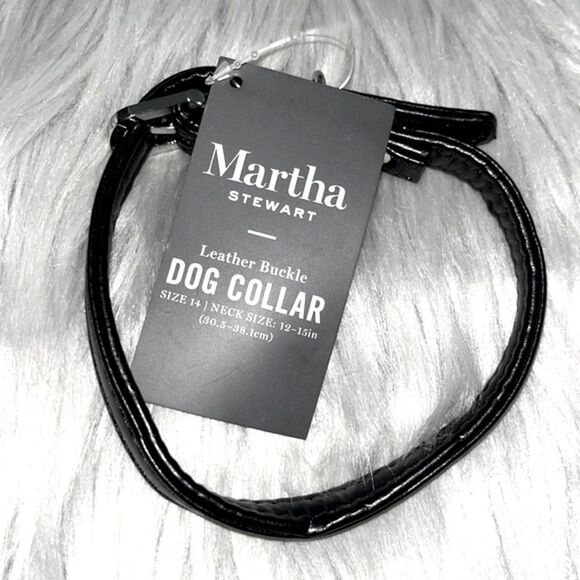 Martha Stewart Leather Dog Collar - Picture 1 of 5